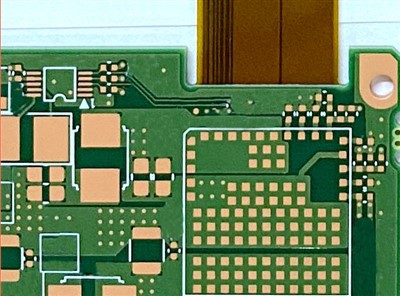 Bord docht-flex do Rialú Tionsclaíoch